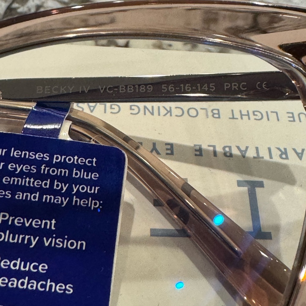 DIFF Blue-Light Blocking Glasses - Picture 14 of 16